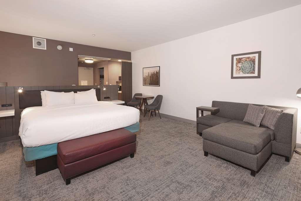 Hilton Garden Inn Chandler Downtown Bilik gambar